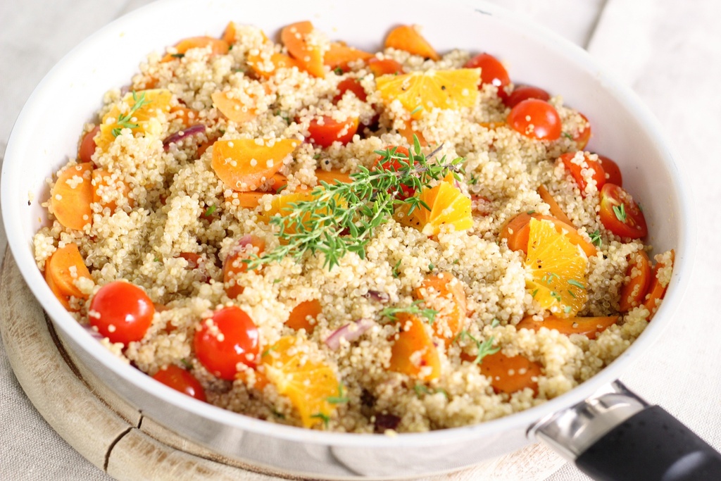 Root vegetables with fennel and millet in orange-saffron cream